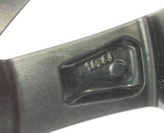 Toyota 42611yp500 llanta yaris p21 pa1 ph1 2322514