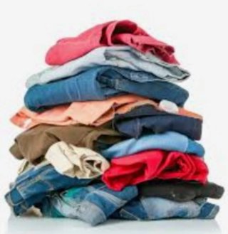 19 kilos ropa usada de marca de mujer