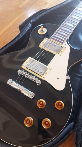 Tokai Love Rock Guitarra Eléctrica Negra