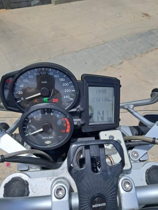 BMW R1200R 2008 Gris 78.200 km