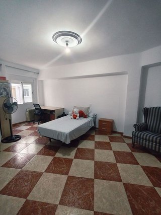 Piso en alquiler en Ciudad Jardín - Zoco en Córdoba