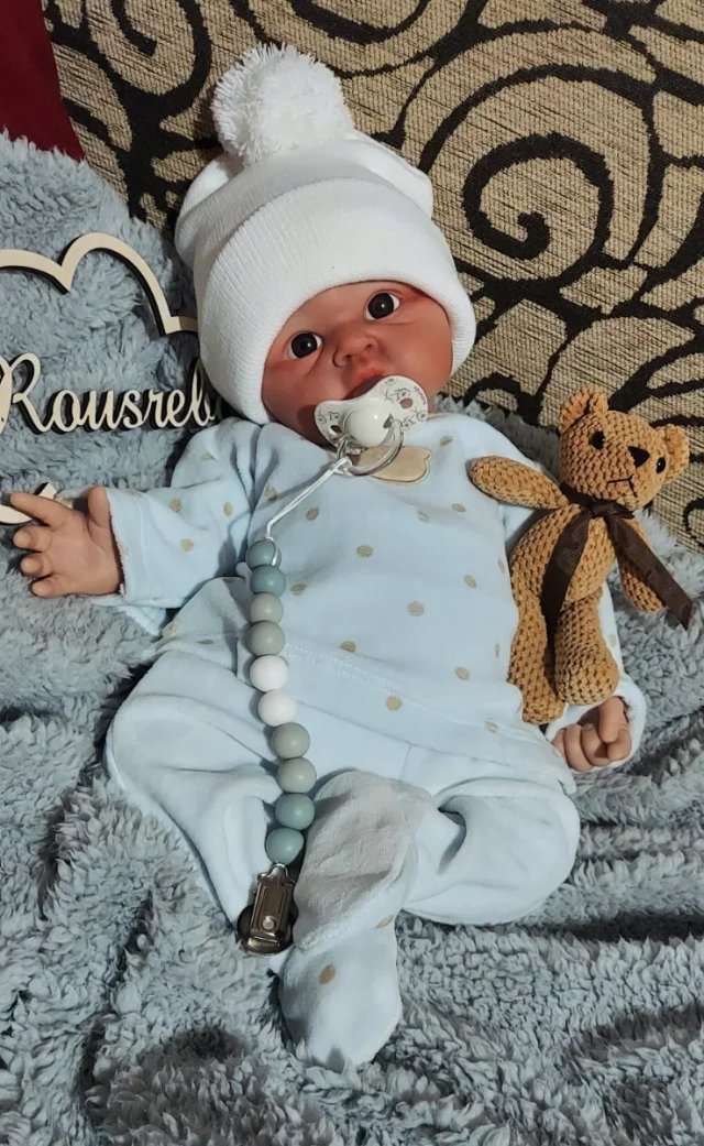 Reborn niño silicona platino 47cm piel blanquita