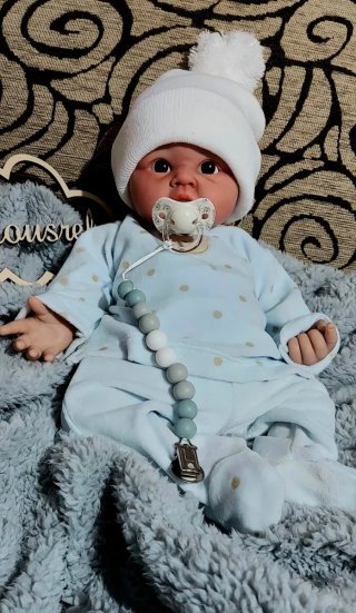 Reborn niño silicona platino 47cm piel blanquita