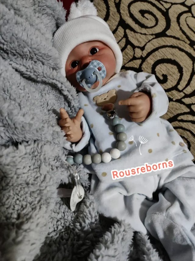 Reborn niño silicona platino 47cm piel blanquita
