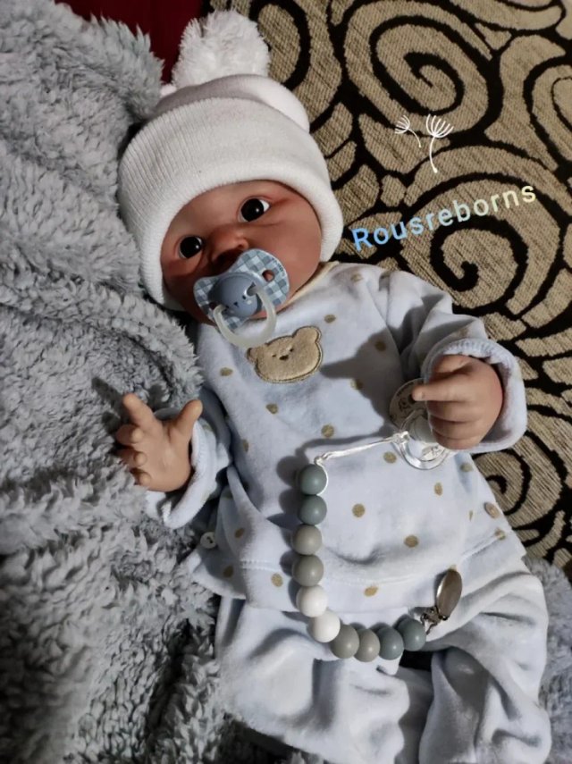 Reborn niño silicona platino 47cm piel blanquita