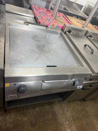 Plancha Zanussi Profesional