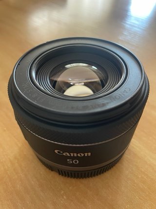 Canon RF 50mm f/1.8 STM