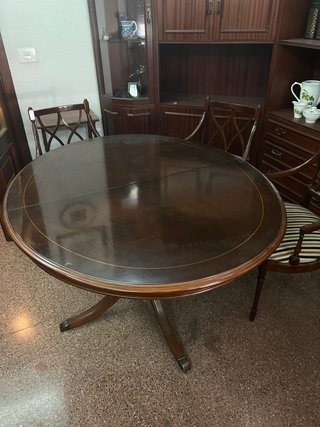 Mesa de nogal macizo extensible