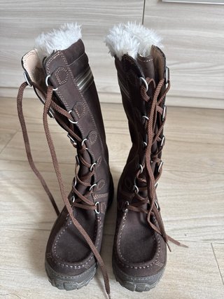 Stivali da neve marroni con lacci