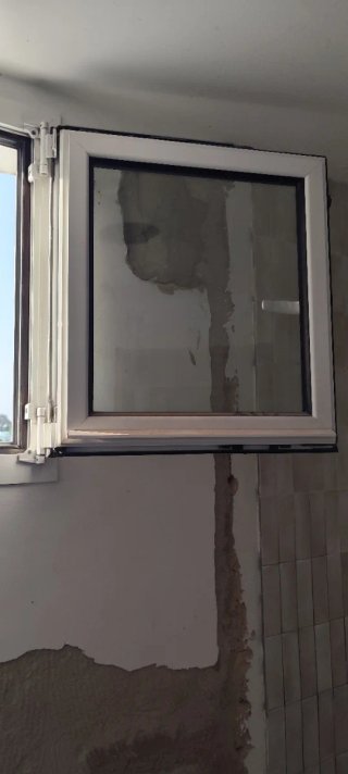 Ventana aluminio blanco