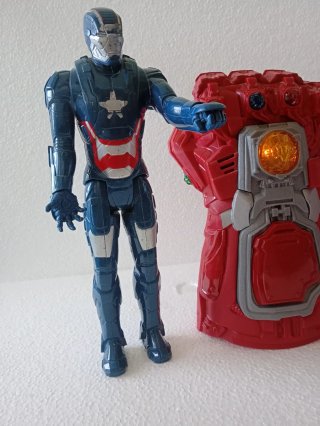 Lotto Marvel Avengers: Iron Man, War Machine, Infi