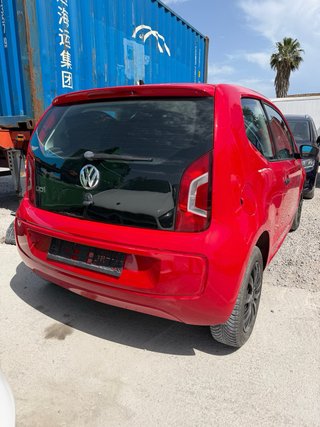 Volkswagen up! 2015