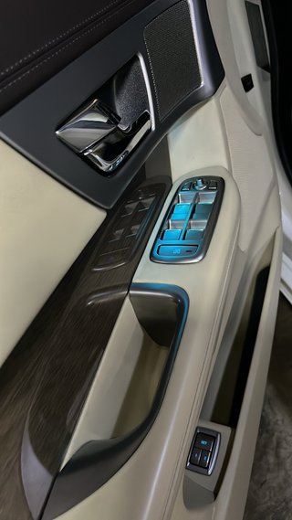 Jaguar XF 2009
