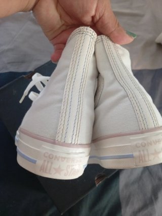 Converse sin estrenar Beige y detalles Multicolor