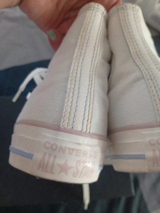Converse sin estrenar Beige y detalles Multicolor