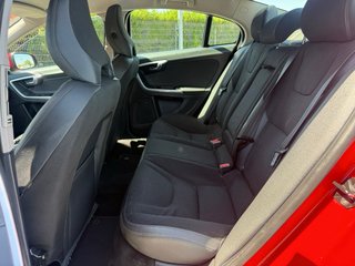 🚗 VOLVO S60 D5 2012 – ELEGANCIA, POTENCIA Y CONFOR