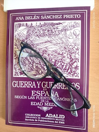 Tres libros sobre la guerra en el mundo medieval,