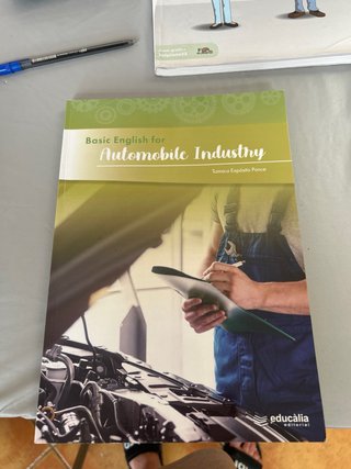 Libros 1r curso CFGM Electromecánica.