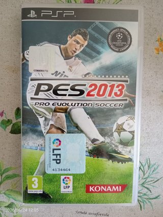 PES 2013 PSP Konami
