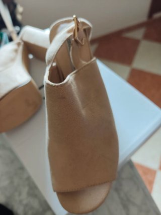 Tacones plataforma beige