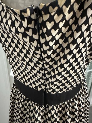 Vestido de verano con estampado de corazones