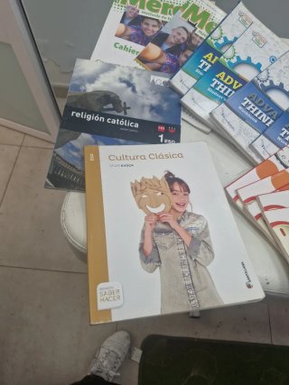 Libros de 1 ESO cada uno tiene su precio