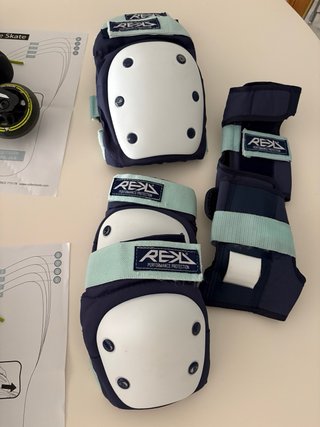 Patines Rollerblade para niño/a + protecciones