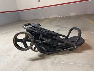Carrito Kinderkraft Negro