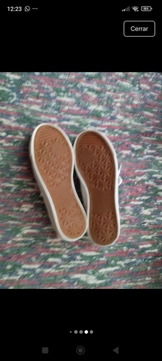 Zapatillas n.40  lona blanca y puntera blanca Núme