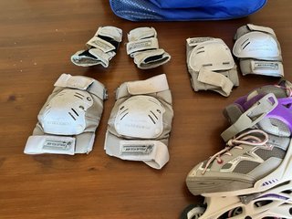 Patines en línea y protecciones