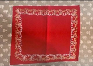 Tovaglia con tovaglioli tessuto rosso giallo