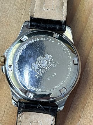 Reloj Festina Negro y Dorado