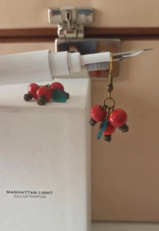 Pendientes Massimo Dutti Coral  Rojo