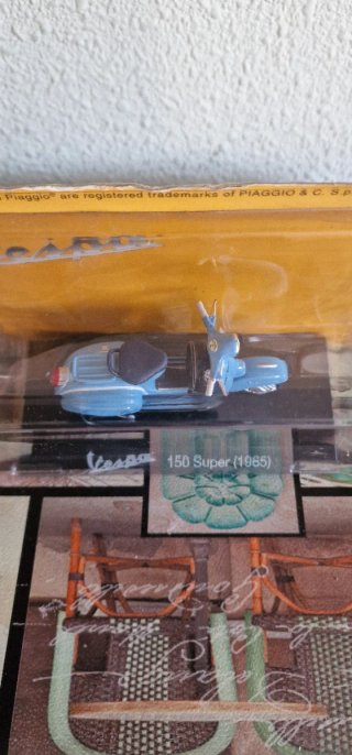 Miniatura Vespa 1:18