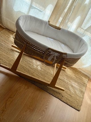 Cuna capazo mimbre bebé + vestiduras