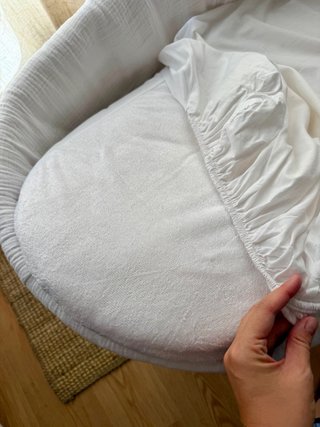 Cuna capazo mimbre bebé + vestiduras