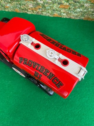 Citerne Ford V8 1939 – Escala 1:19 Solido