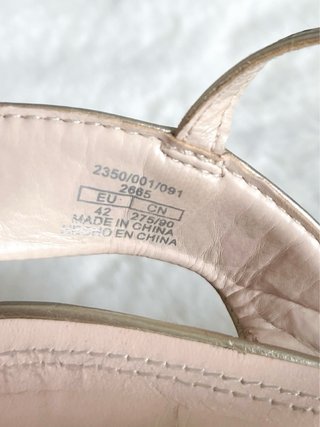 Sandalias Zara doradas plataforma esparto T42