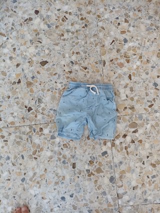 Set di abbigliamento per bambini con dinosauri