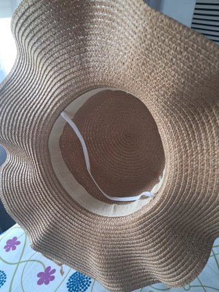 Sombrero de playa de paja