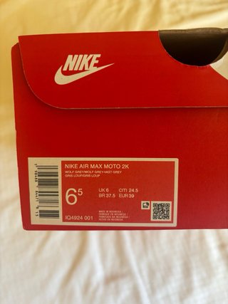 Nike Air Max Moto 2K Talla 39 Nuevas
