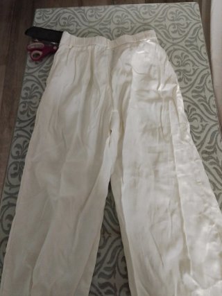 Pantalón ancho Stradivarius blanco