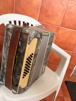 Acordeón Vintage Super Bass