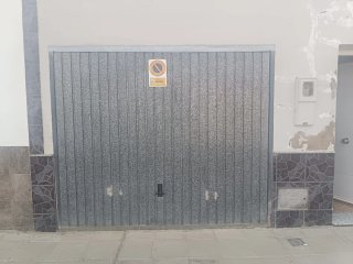 Puerta cochera hierro galvanizado