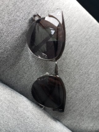 Gafas de sol Hally & Son negras y marrones