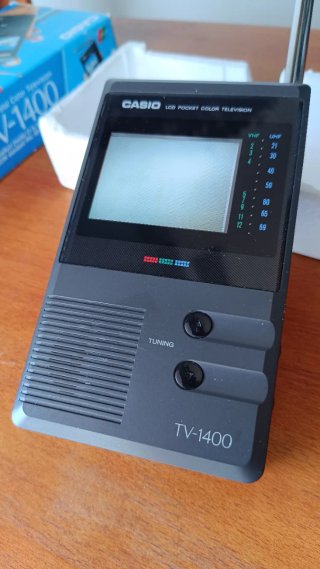 Casio TV-1400 Televisión Portátil LCD Color