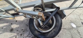 Remolque para bicicletas con papeles