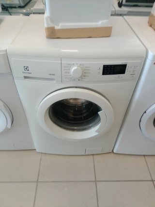 Lavadora Electrolux 8kg 1200RPM