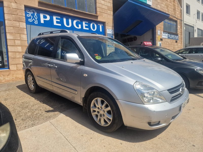 KIA Carnival 2009 - foto 1