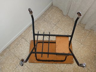 Mesa auxiliar vintage años 70